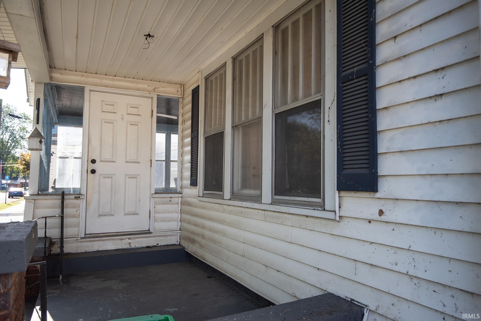 607 Barnett St  