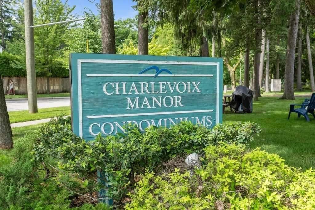 Single Family 2BR 1BA - 201 Meech, Charlevoix, MI