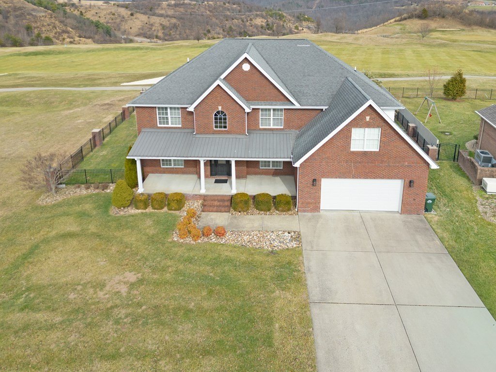 Single Family 5BR 4BA - 1265 Crestwood Drive, Prestonsburg, KY