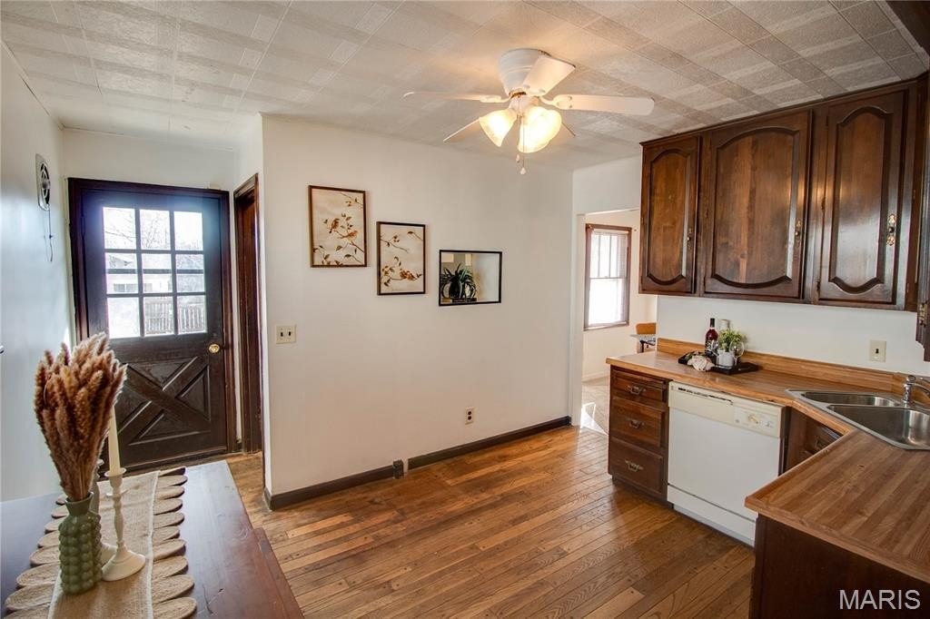 Single Family 2BR 1BA - 3413 Milton Drive, Alton, IL