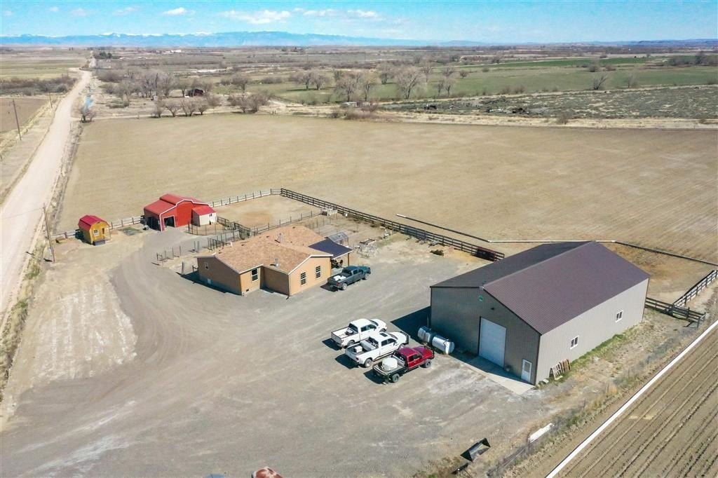 Single Family 4BR 2BA - 24 Lane 3, Deaver, WY