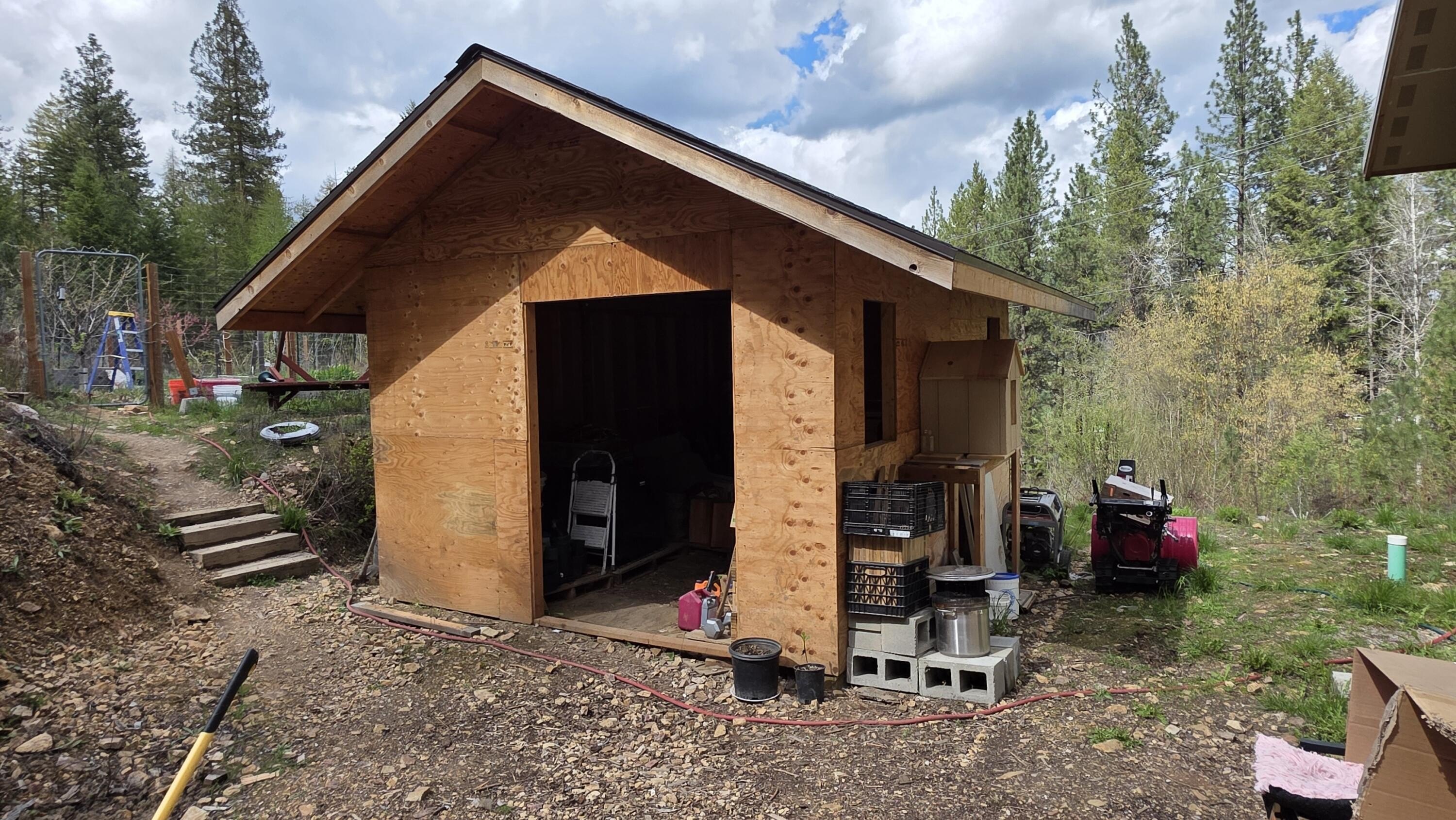 Single Family 1BR 1BA - 2190 HEINE RD, CHEWELAH, WA