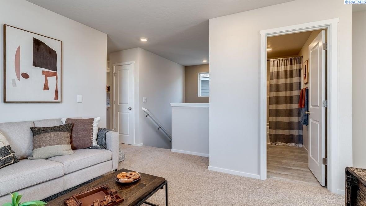 Other 4BR 3BA - 6431 Sandstone Dr, Pasco, WA