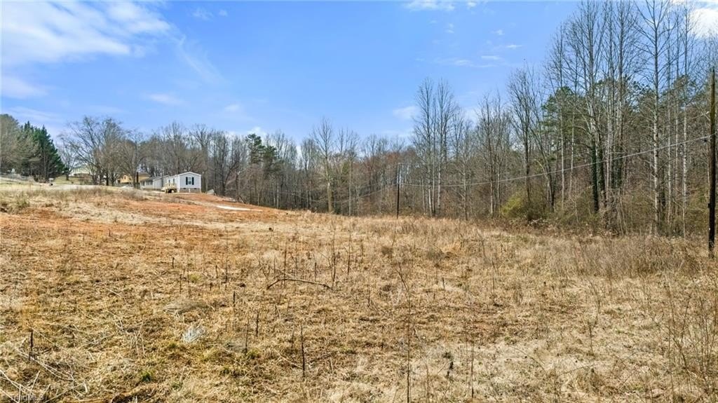 Single Family - Glen Terrace, Mount Airy, NC