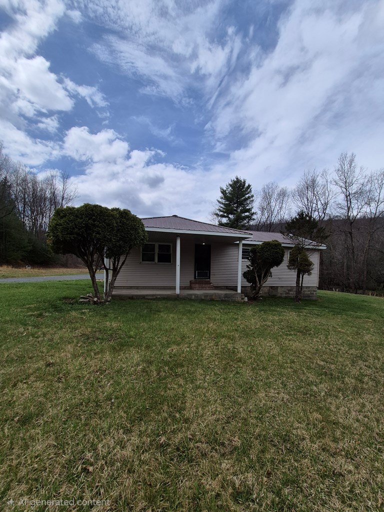 Single Family 3BR 2BA - 8038 Midland Trail W, HINES, WV