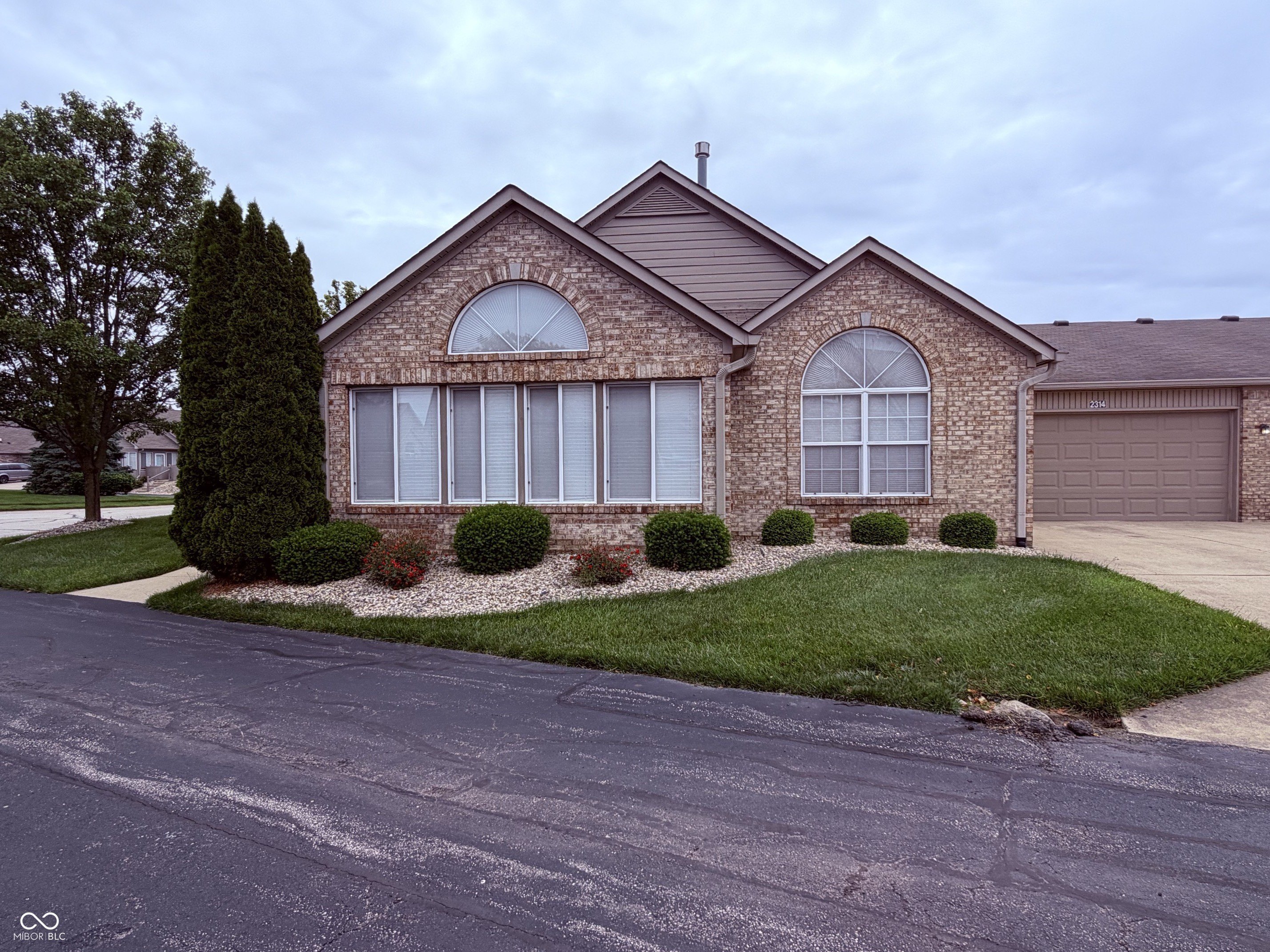 Condo 2BR 2BA - 2314 Steeple Chase, Shelbyville, IN