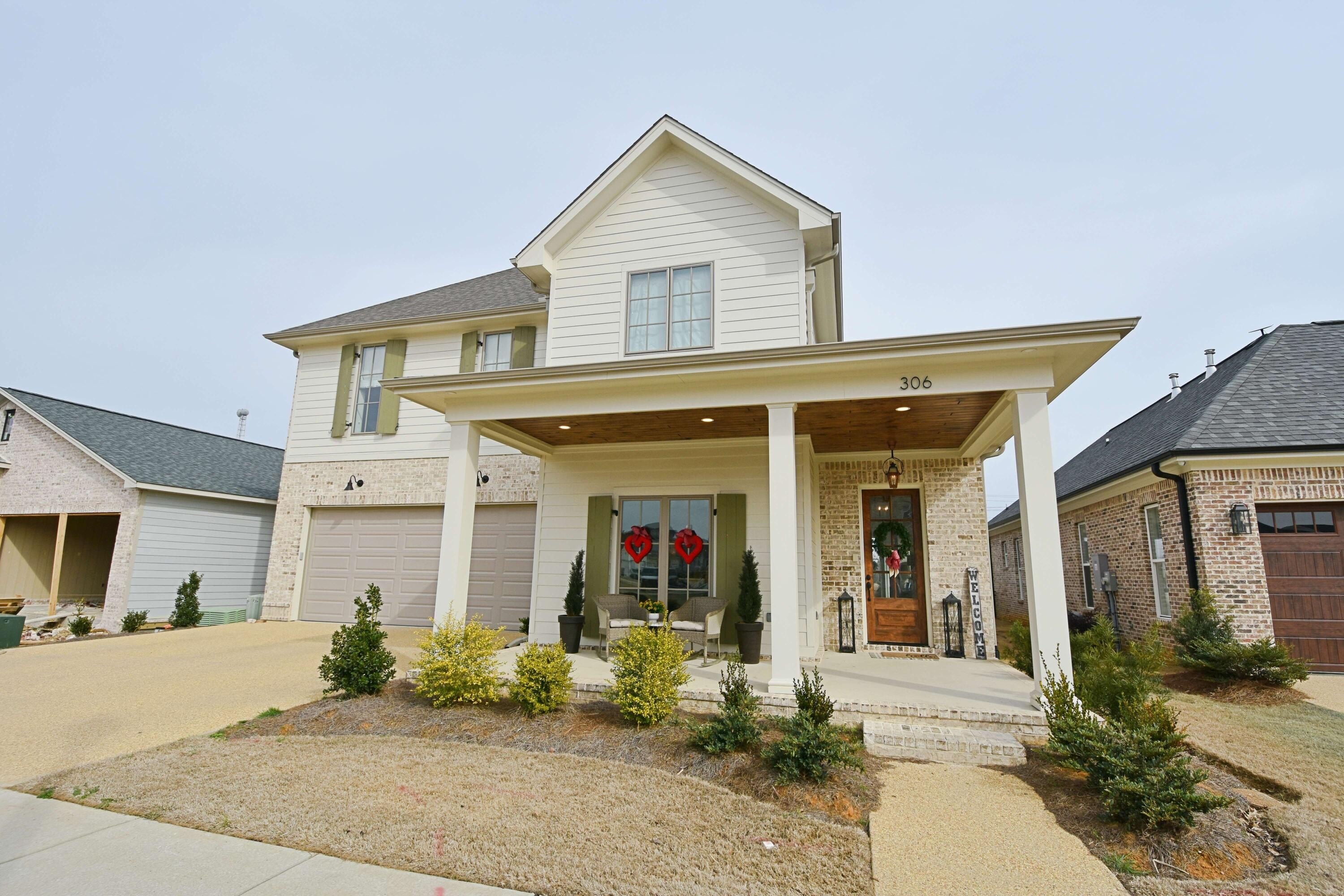 Single Family 4BR 3BA - 306 Monaghan St., Tupelo, MS