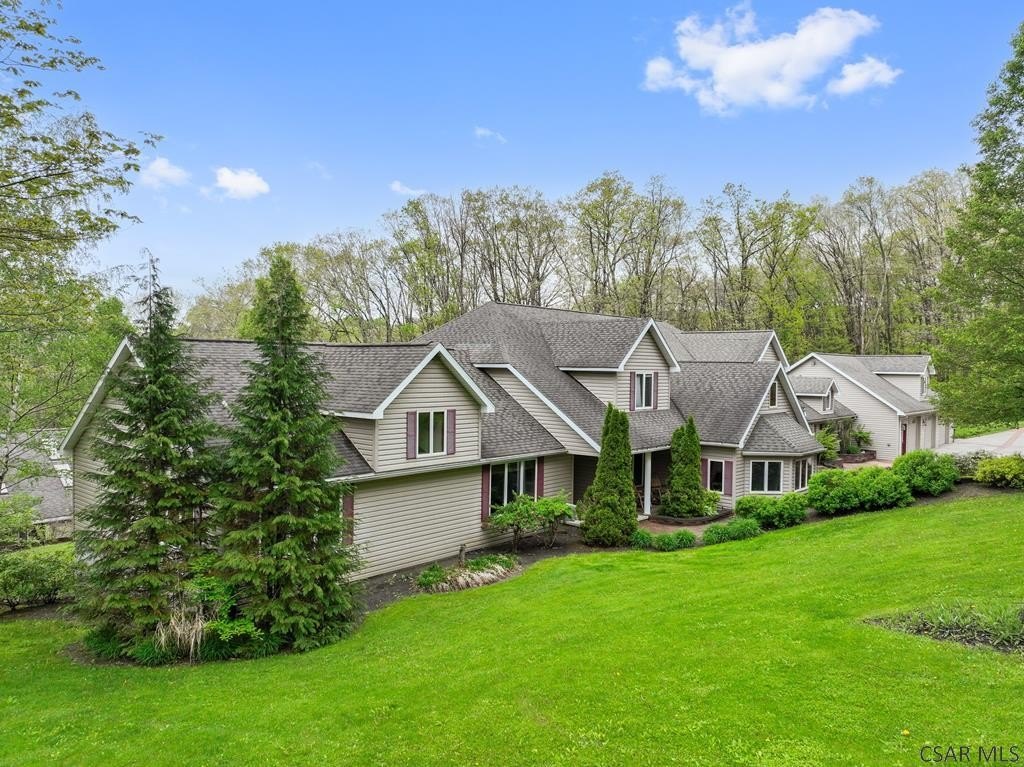 Single Family 7BR 6BA - 373 Hillside Lane, Somerset, PA