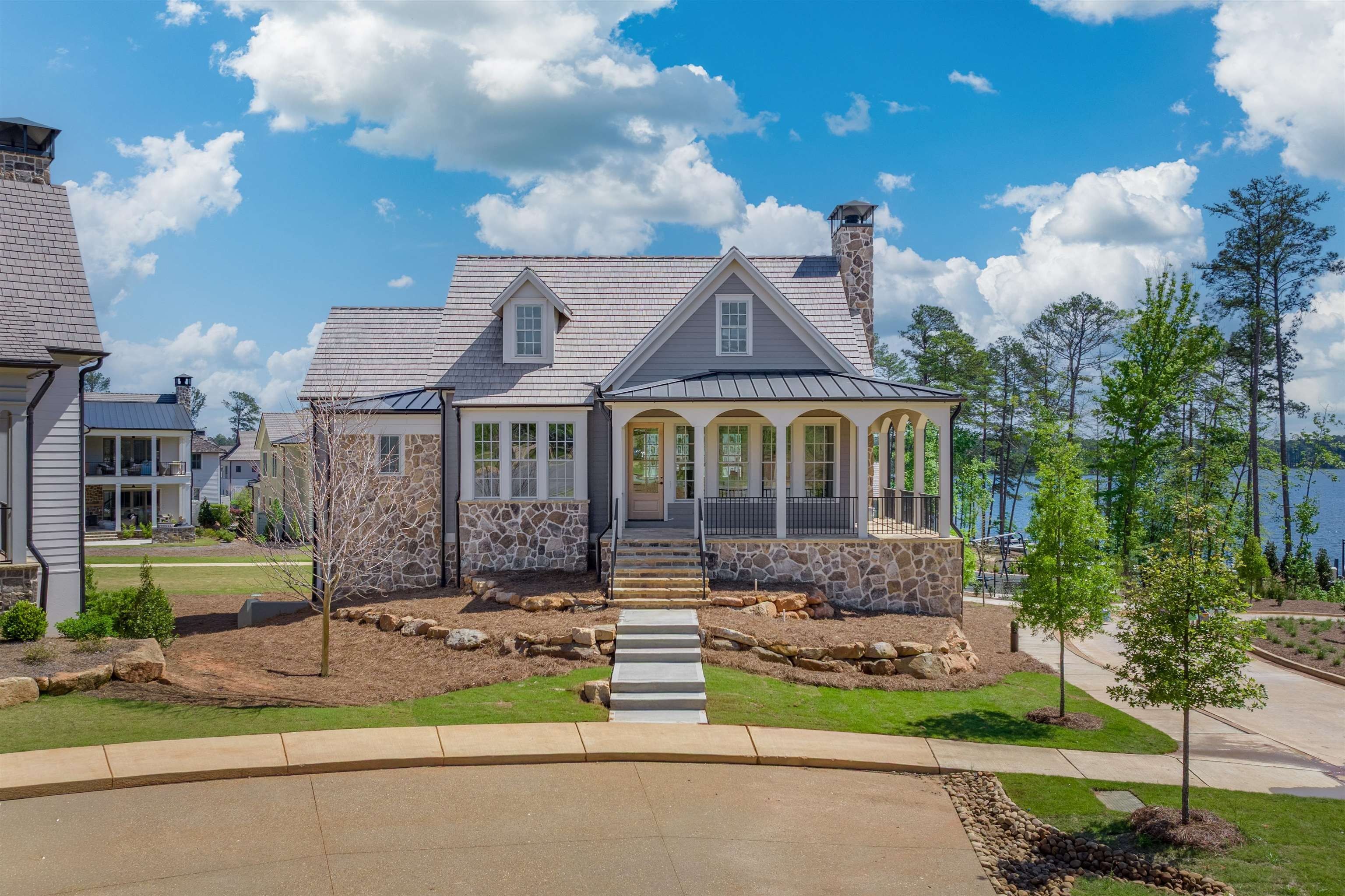 Single Family 4BR 5BA - 1070 FISH HOOK LANE, Greensboro, GA