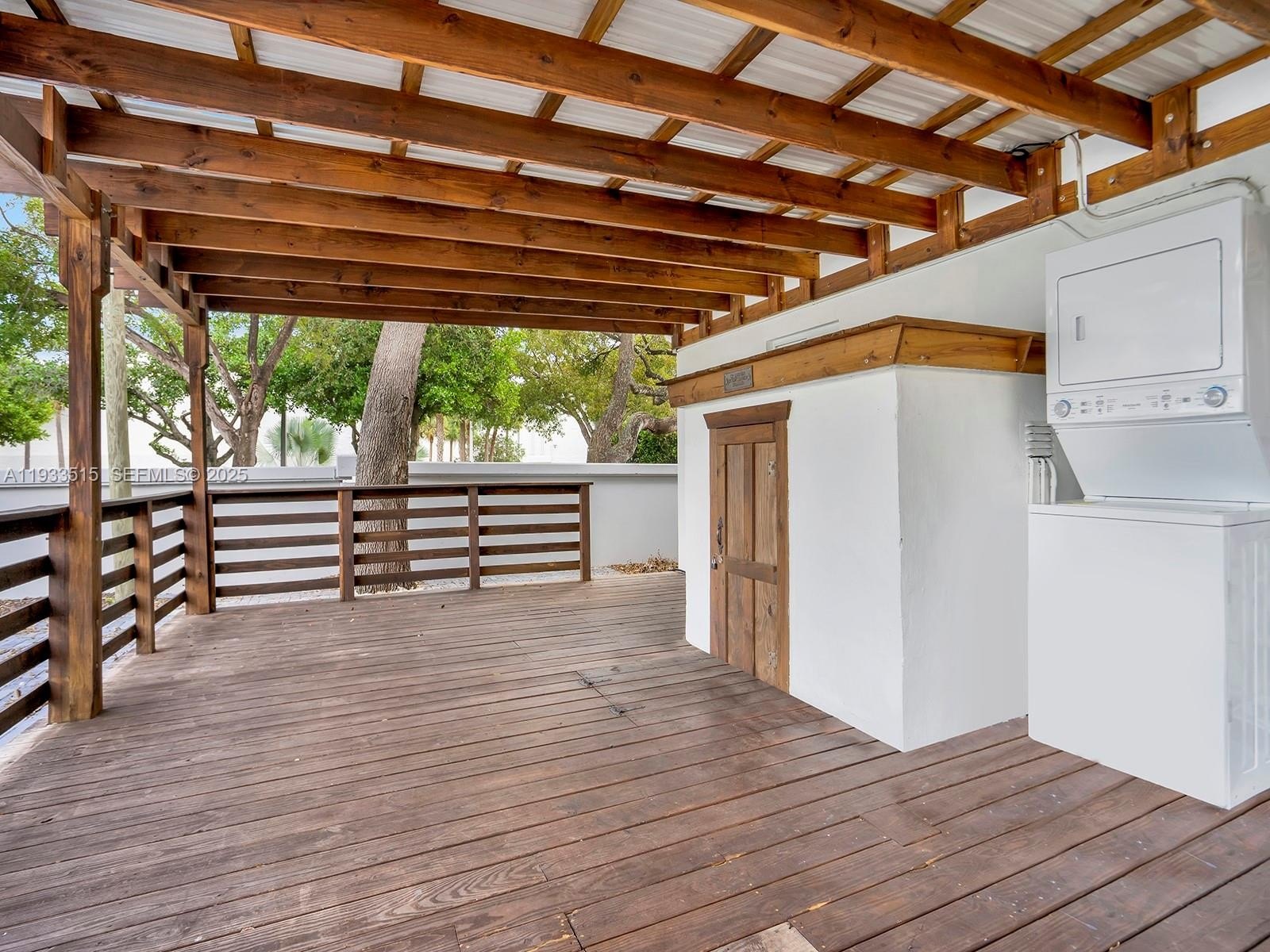 Single Family 4BR 2BA - 2055 NE 140th St, North Miami Beach, FL