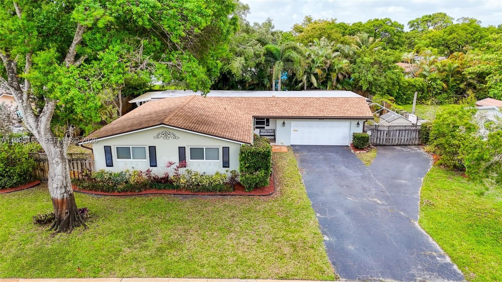 Single Family 5BR 3BA - 661 NW 66th Ave, Plantation, FL