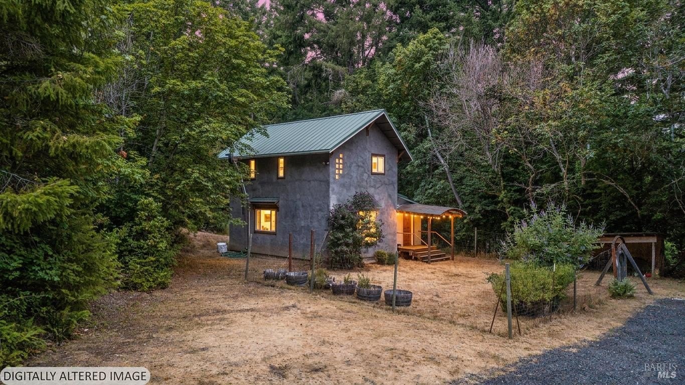 Single Family 2BR 2BA - 4340 Blackhawk Drive, Willits, CA