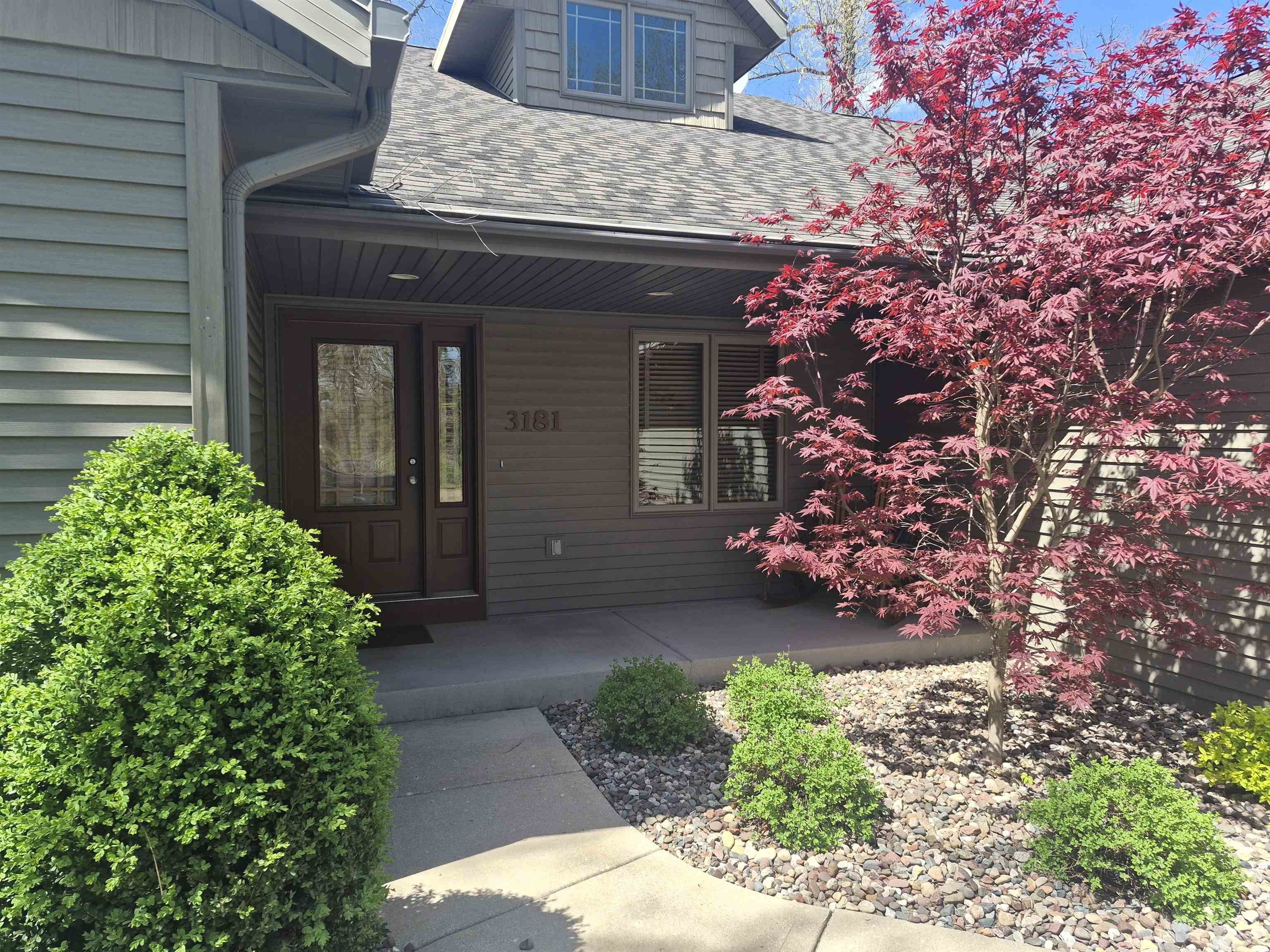 Condo 3BR 2BA - 3181 N Crystal Springs Road, Janesville, WI