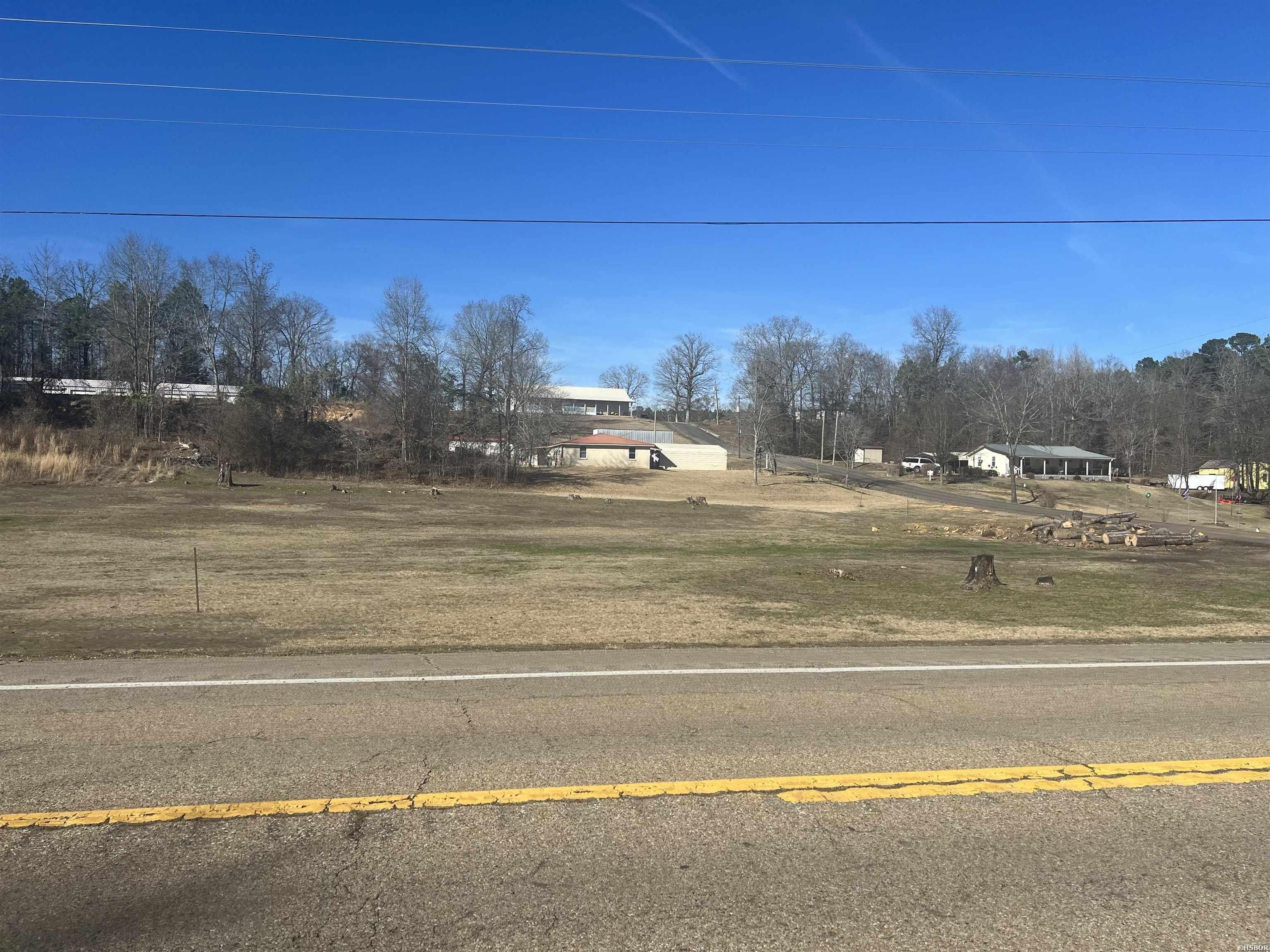 Single Family - 4949 HWY 70 W, Daisy, AR
