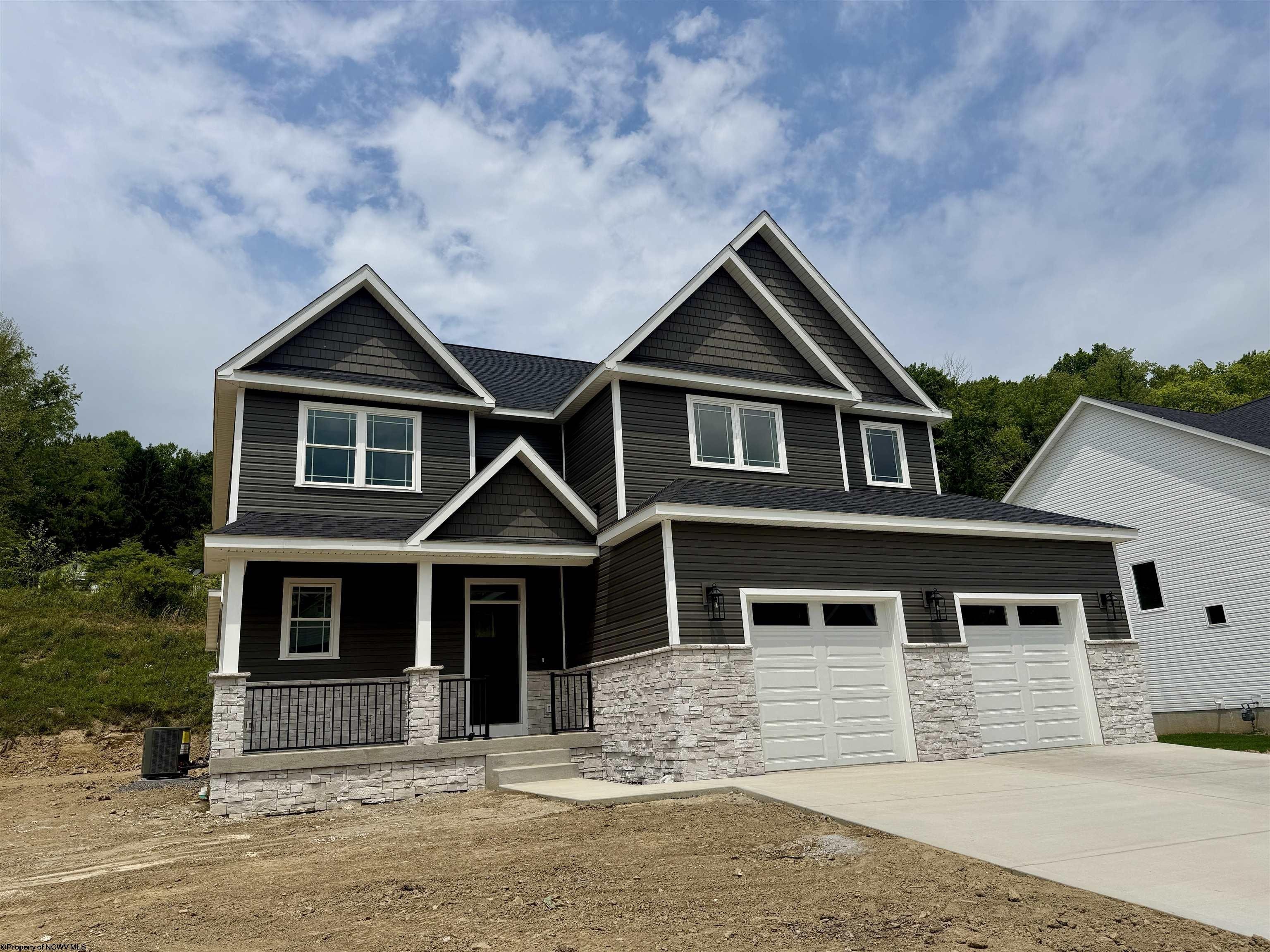 Single Family 4BR 4BA - 209 Farm Brook Lane, Morgantown, WV