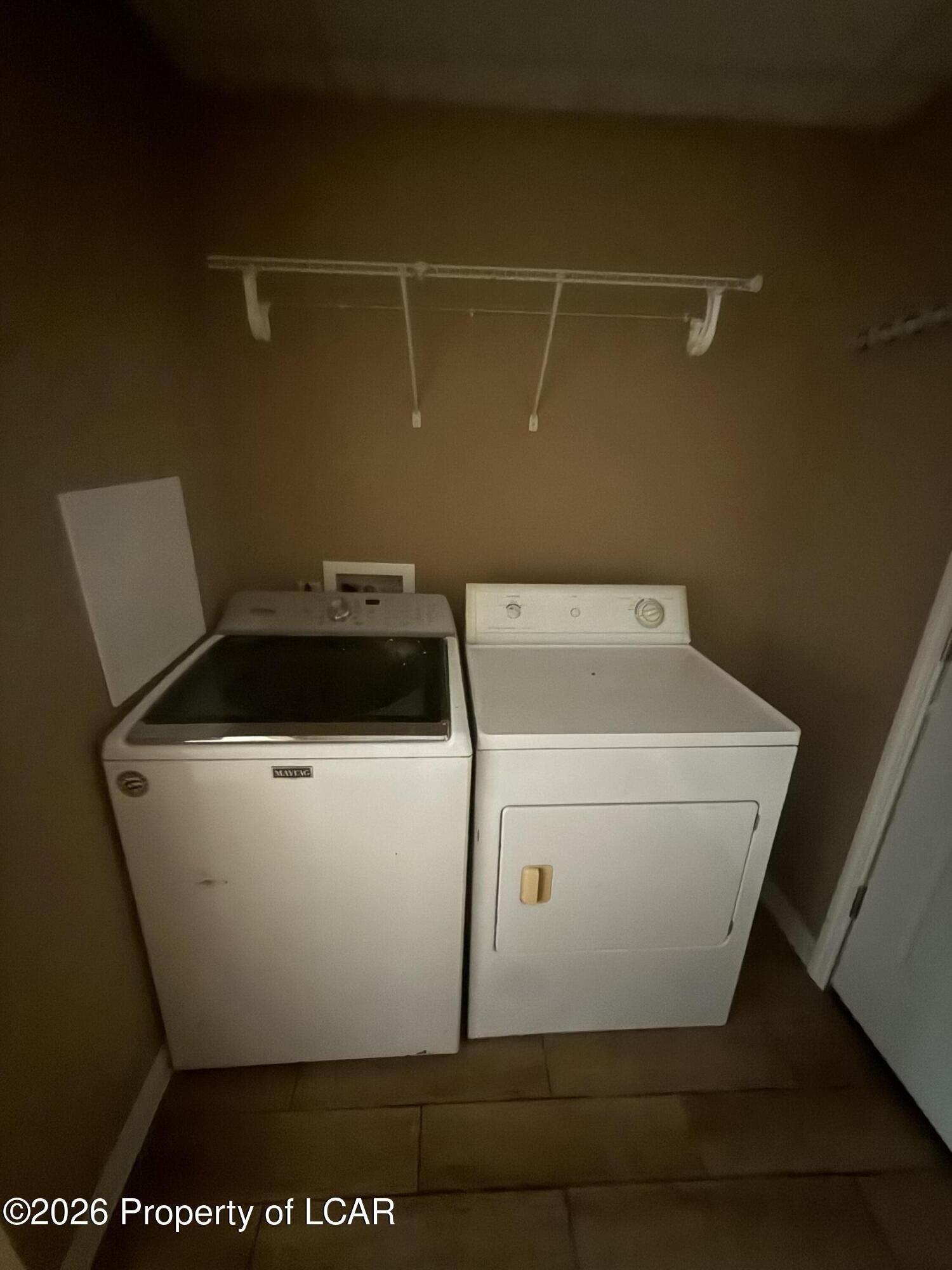 Single Family 4BR 2BA - 926 Foote Avenue, Duryea, PA