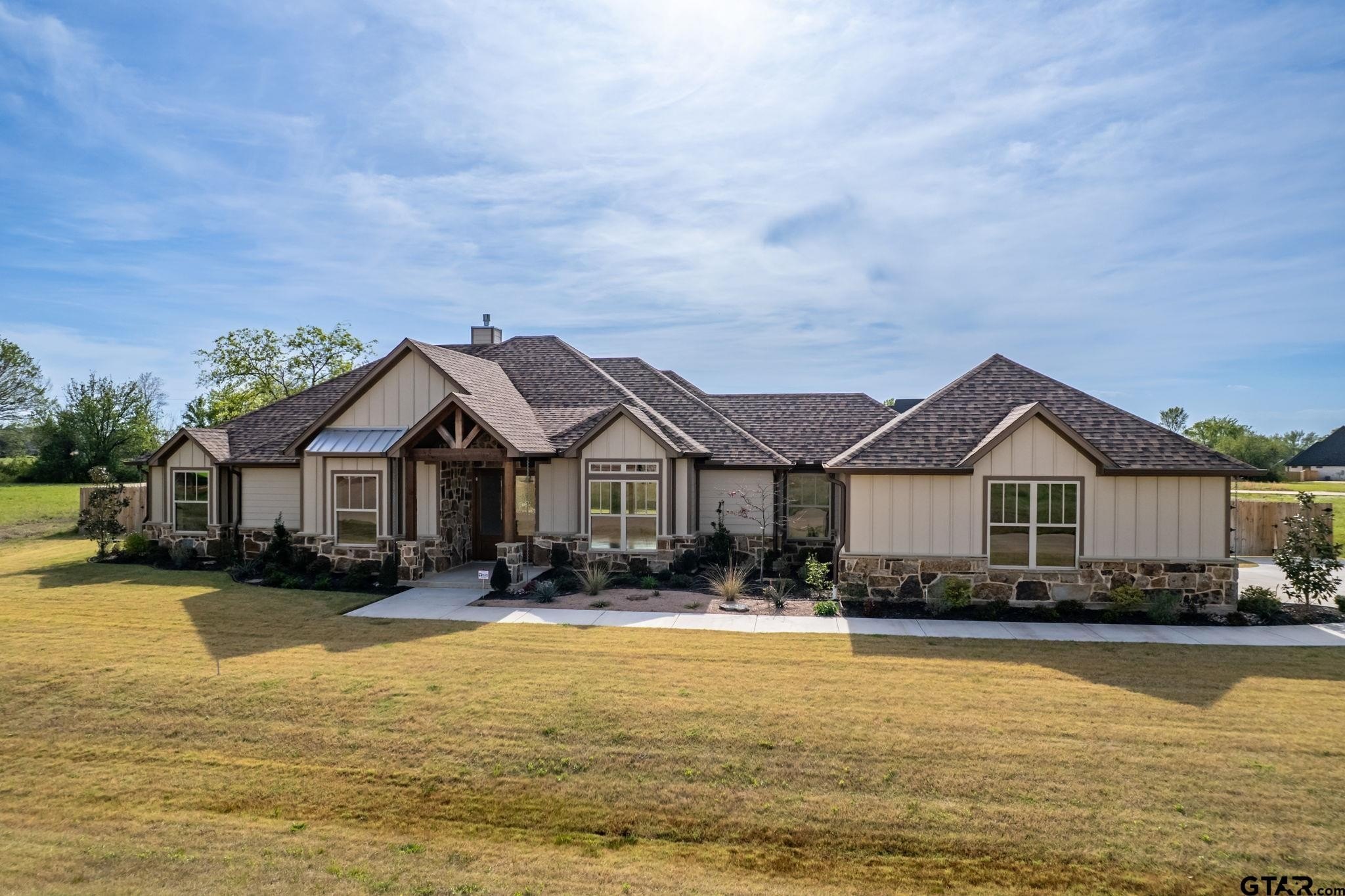 Single Family 4BR 3BA - 12265 Madison Xing, Bullard, TX