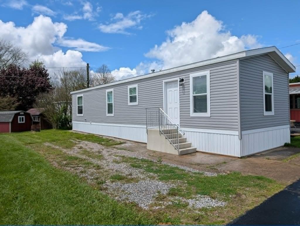 Manufactured Housing 2BR 1BA - 952 St. Rt. 511 Lot 17, Ashland, OH