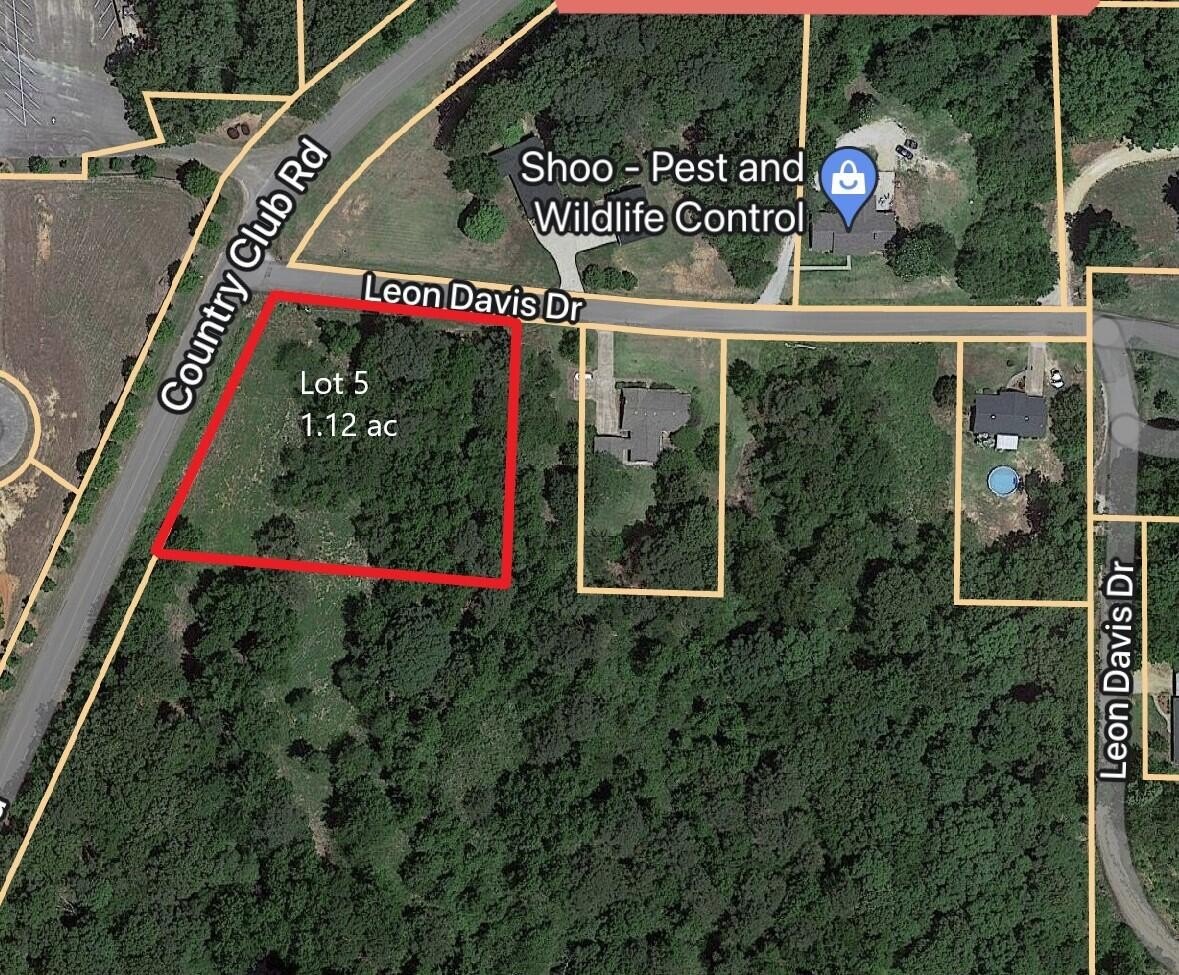 Single Family - Lot 5 Leon Davis Dr., Fulton, MS