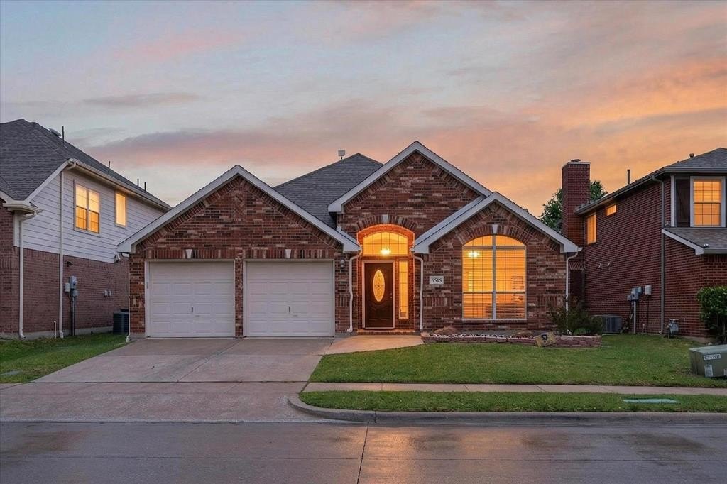 Single Family 3BR 2BA - 6515 Creek Crossing Lane, Sachse, TX