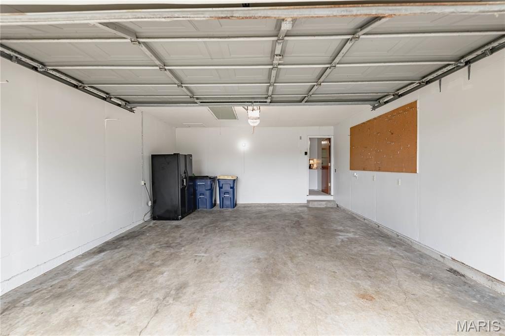 Single Family 3BR 3BA - 4343 Caracalla Drive, Florissant, MO