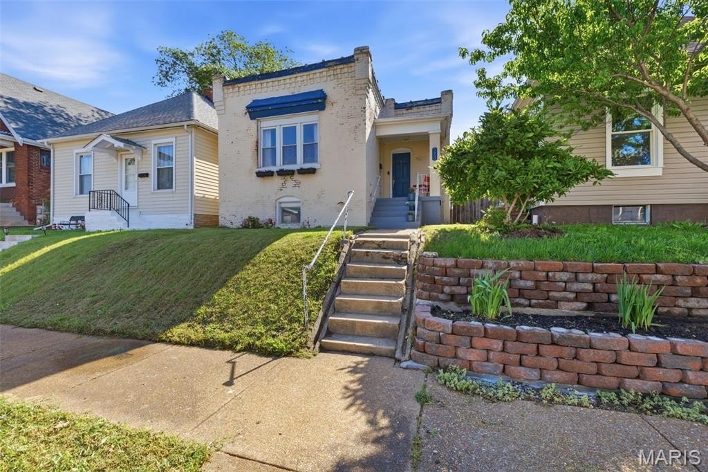 Single Family 2BR 1BA - 5450 Dresden Avenue, St Louis, MO