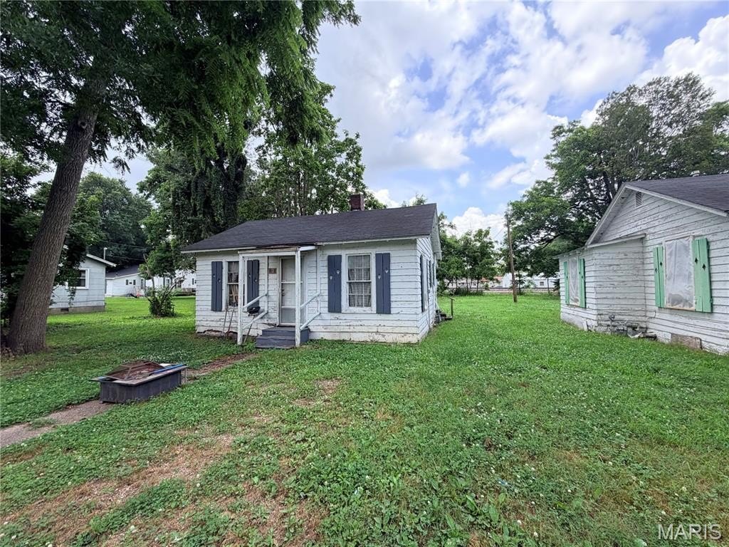 Single Family - 507/509 Payne Avenue, Portageville, MO