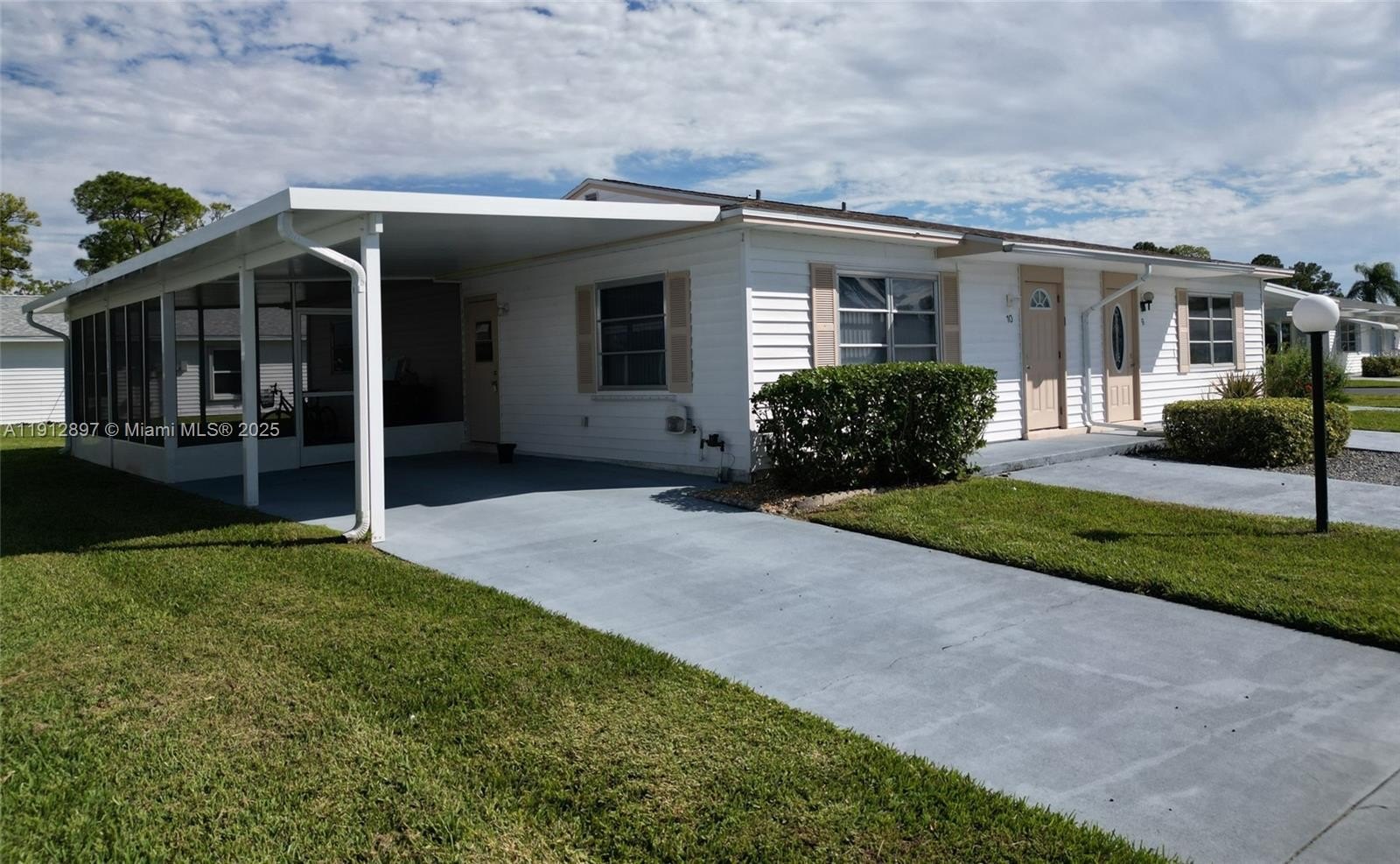 Condo 2BR 2BA - 10 DAWN FLOWER, Lehigh Acres, FL