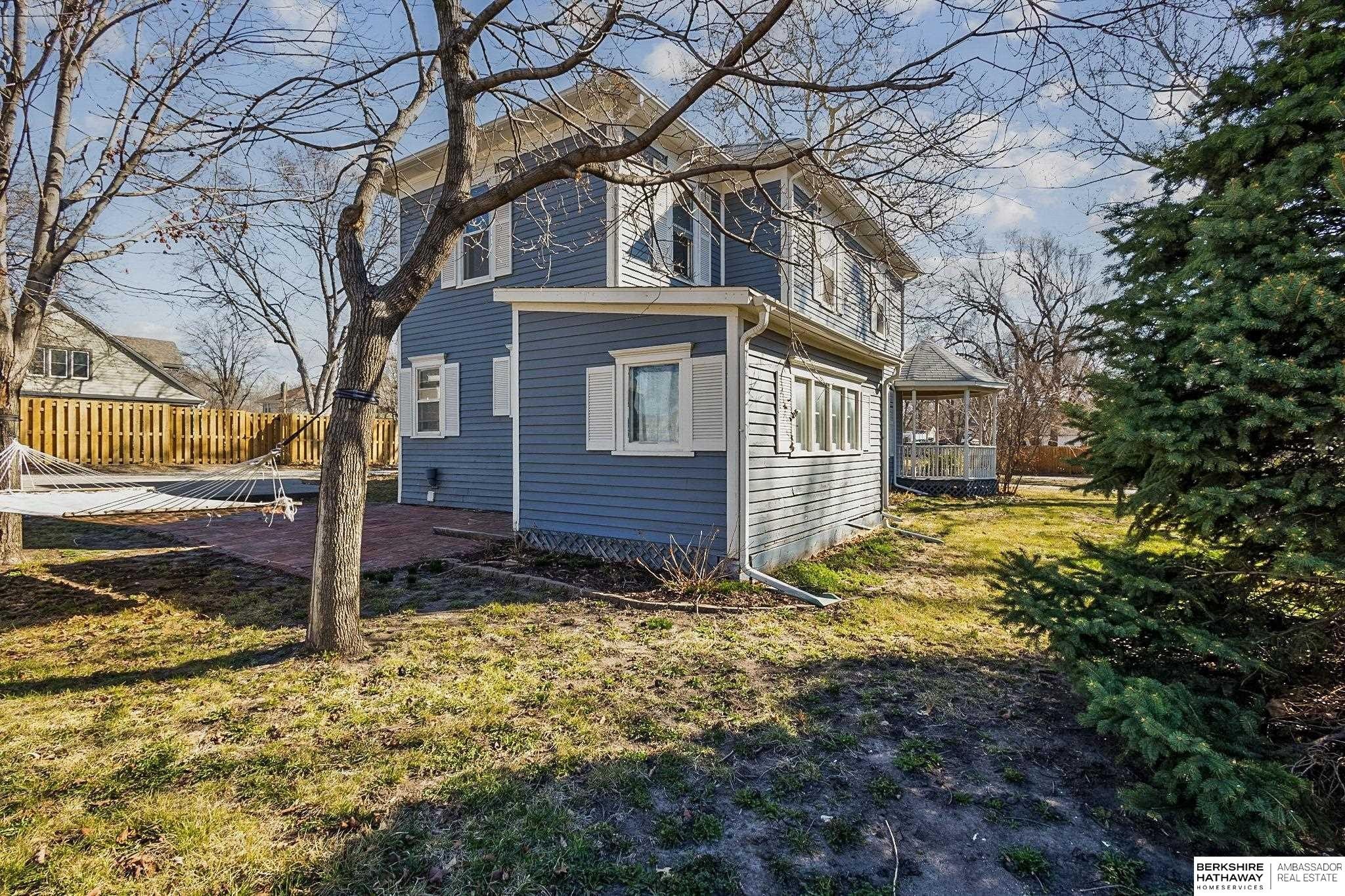 Single Family 4BR 3BA - 2621 N 44th Street, Lincoln, NE