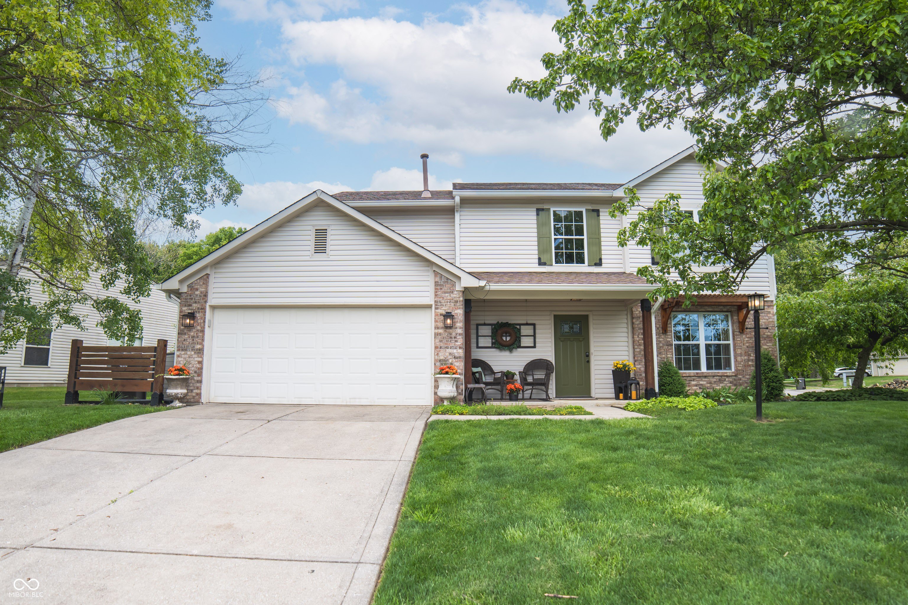Single Family 4BR 3BA - 2542 Gadwall Circle, Indianapolis, IN