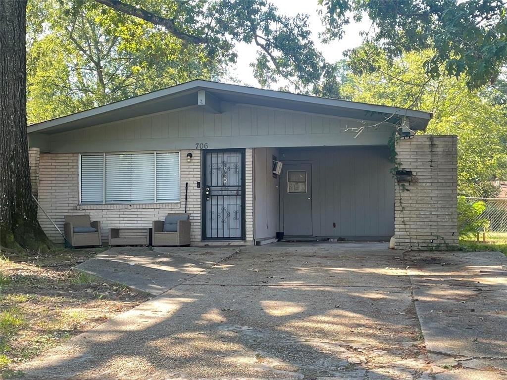 Single Family 3BR 1BA - 706 Damaka Drive, Shreveport, LA