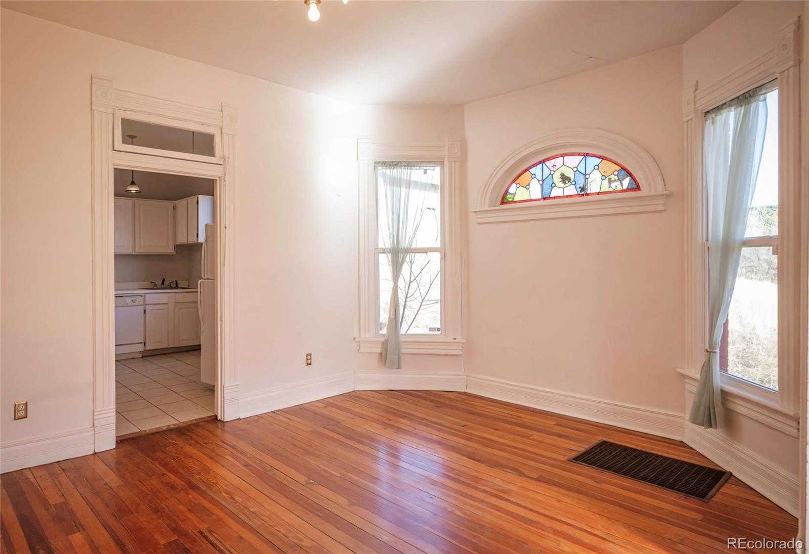 Single Family 4BR 1BA - 2003 Pinon Street, Trinidad, CO