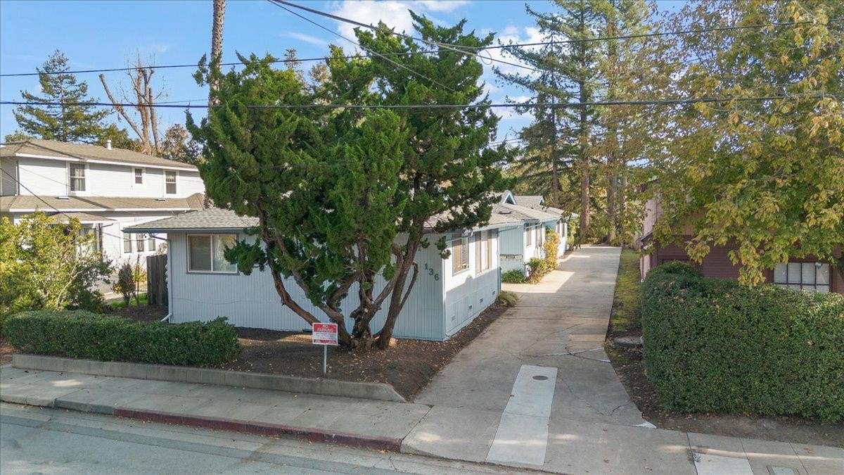 Triplex 6BR - 136 Market ST, SANTA CRUZ, CA