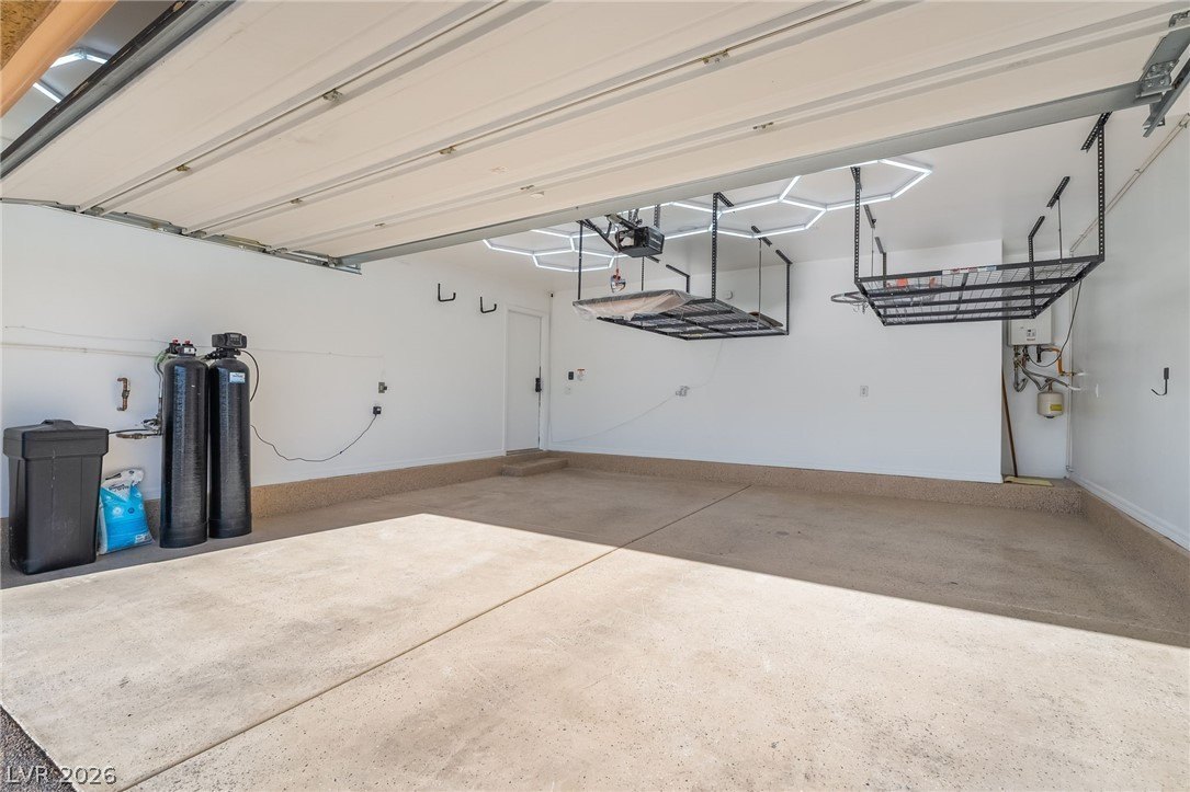 Single Family 3BR 3BA - 5121 Charlie Ct., Las Vegas, NV