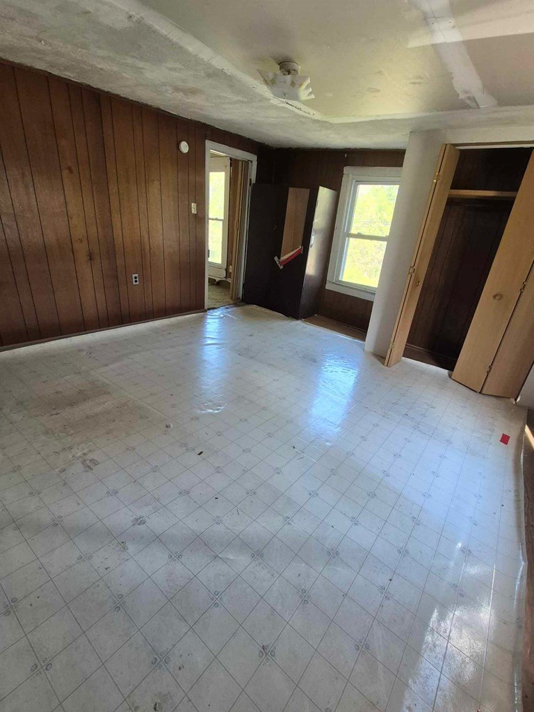 Single Family 5BR 2BA - 603 Griffin, Farmville, VA