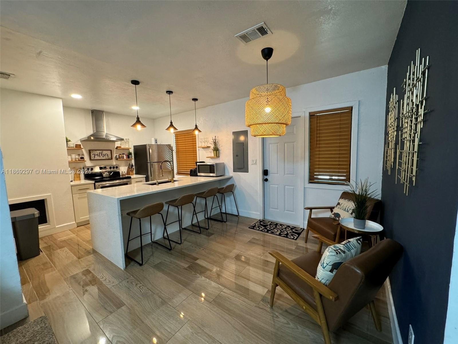 Single Family 2BR 1BA - 207 SW 11th Street, Fort Lauderdale, FL