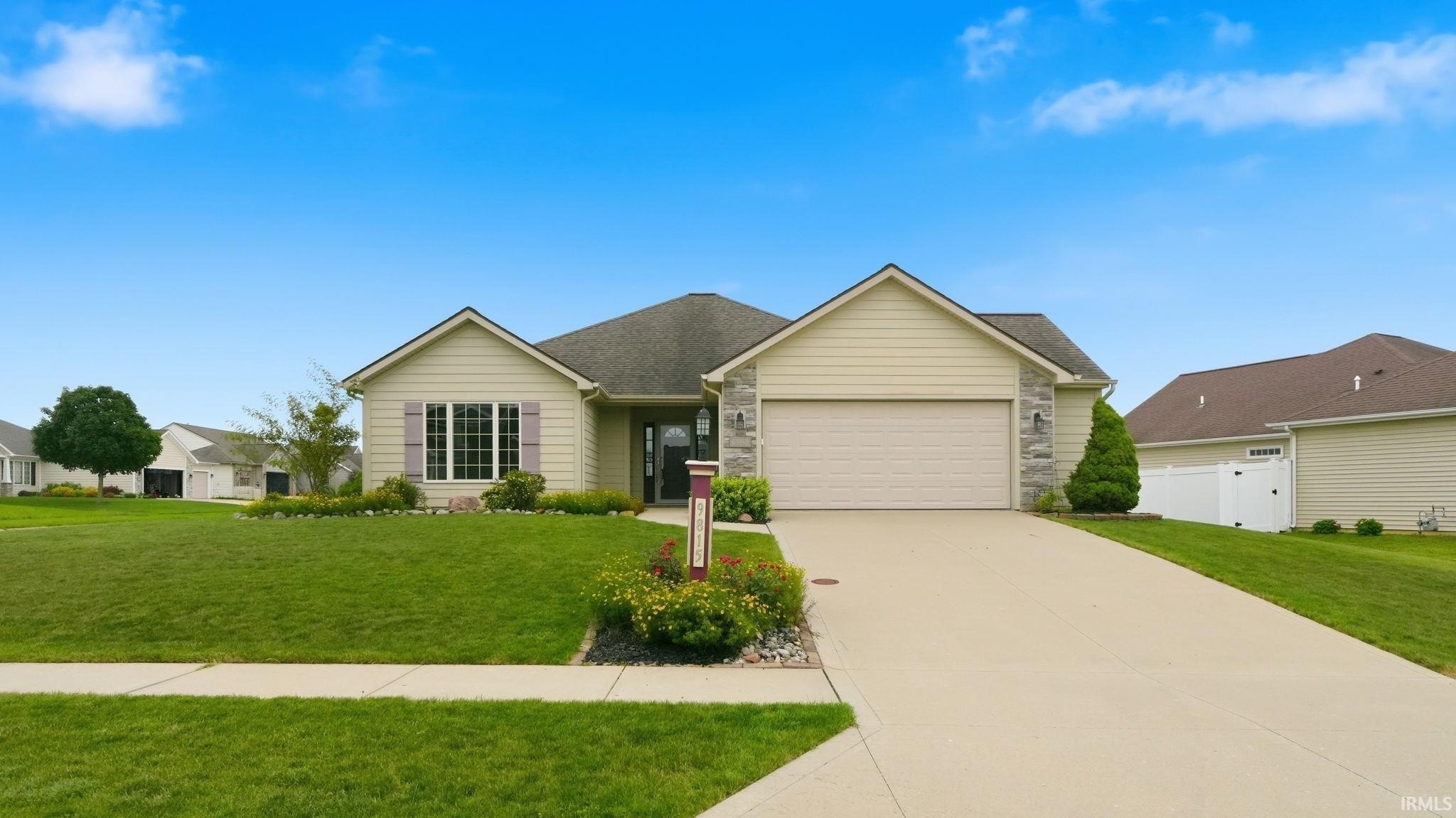Single Family 3BR 2BA - 9815 Chadwick Lane, Fort Wayne, IN
