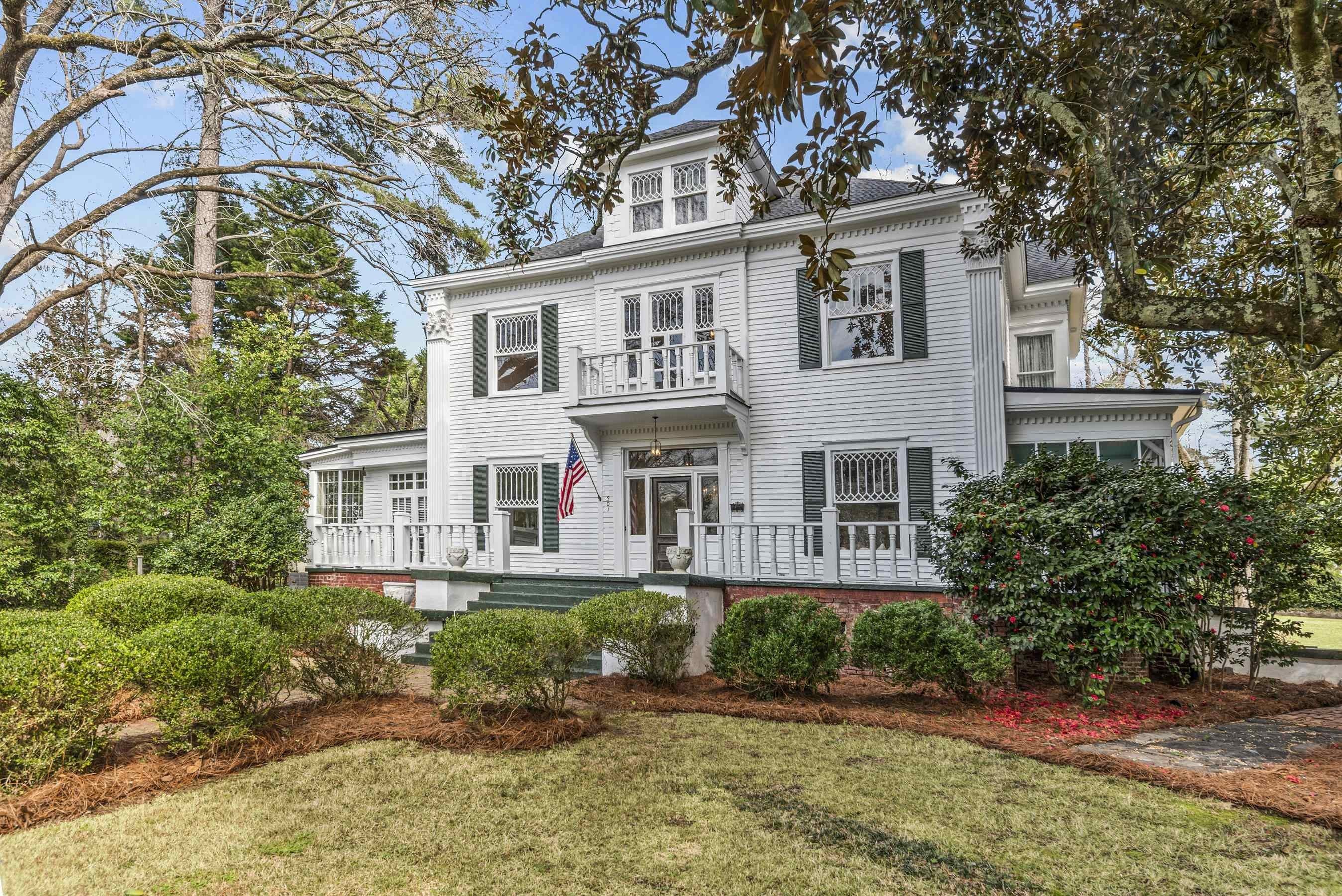 Single Family 5BR 3BA - 301 N EAST STREET, Greensboro, GA