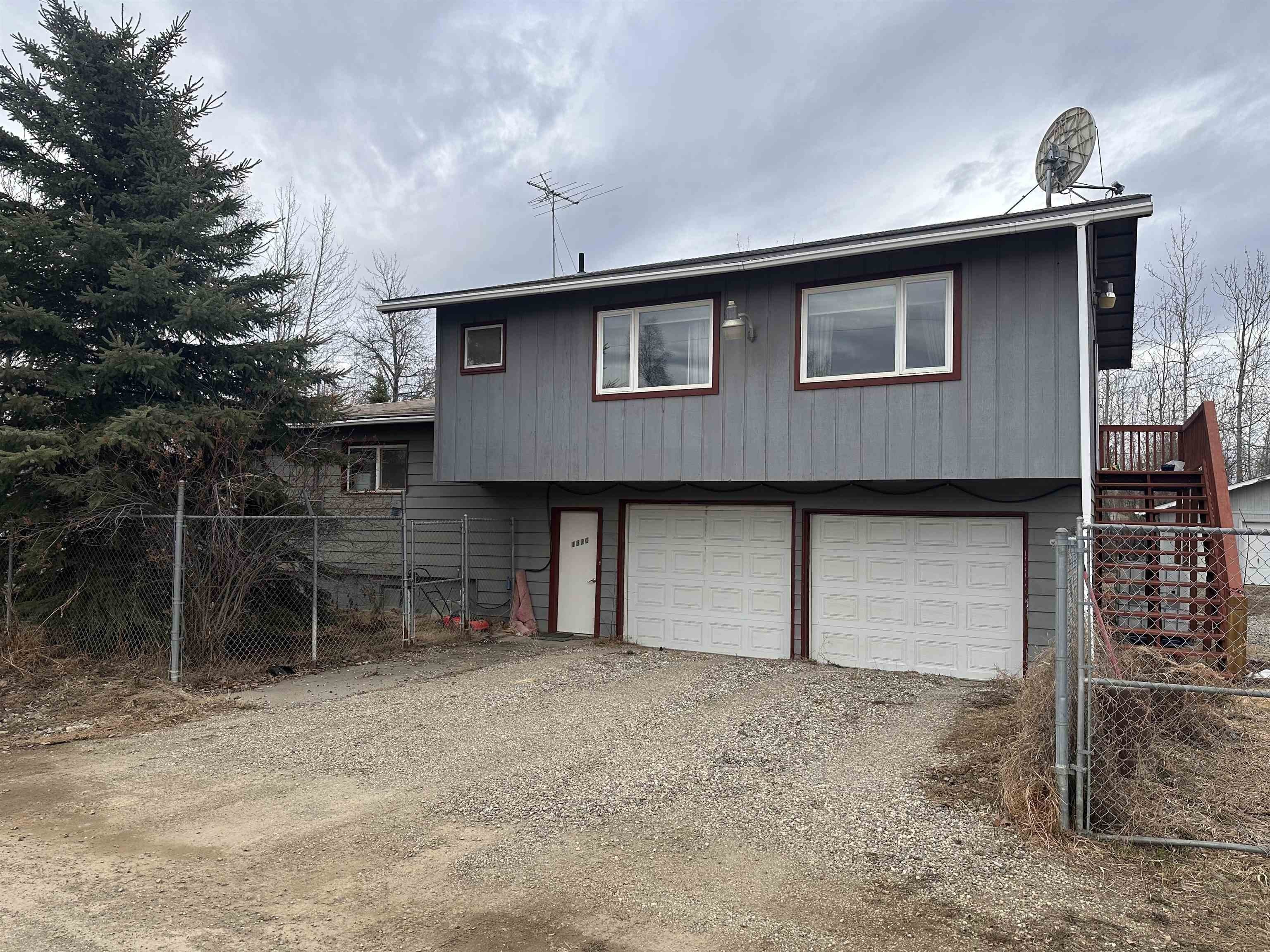 Single Family 3BR 2BA - 1320 SLOAN STREET, North Pole, AK