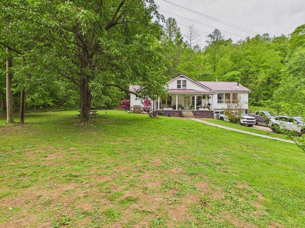 Single Family 4BR 2BA - 2891 State Route 469, Keaton, KY