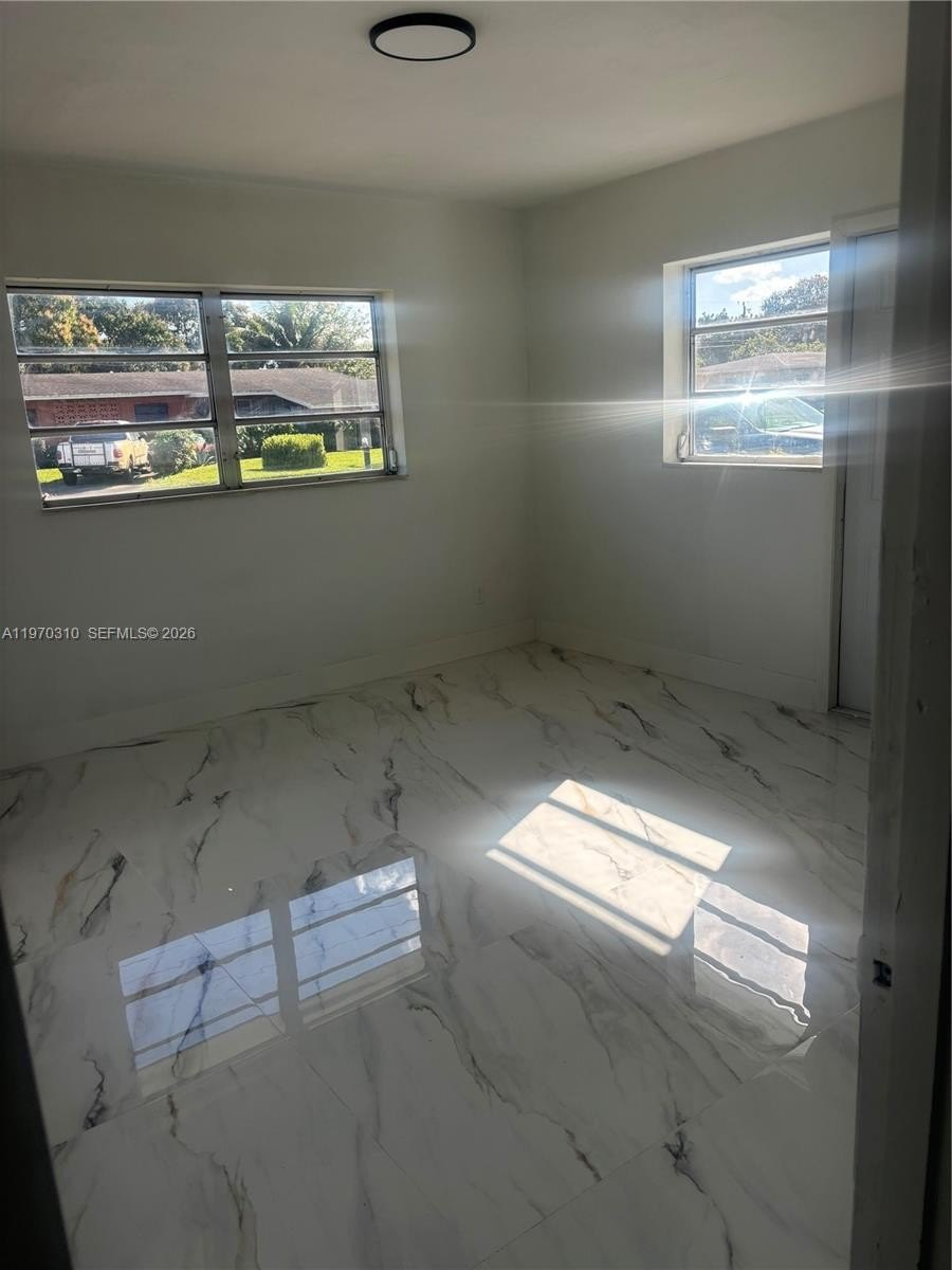 Single Family 3BR 2BA - 2831 NW 190th St, Miami Gardens, FL