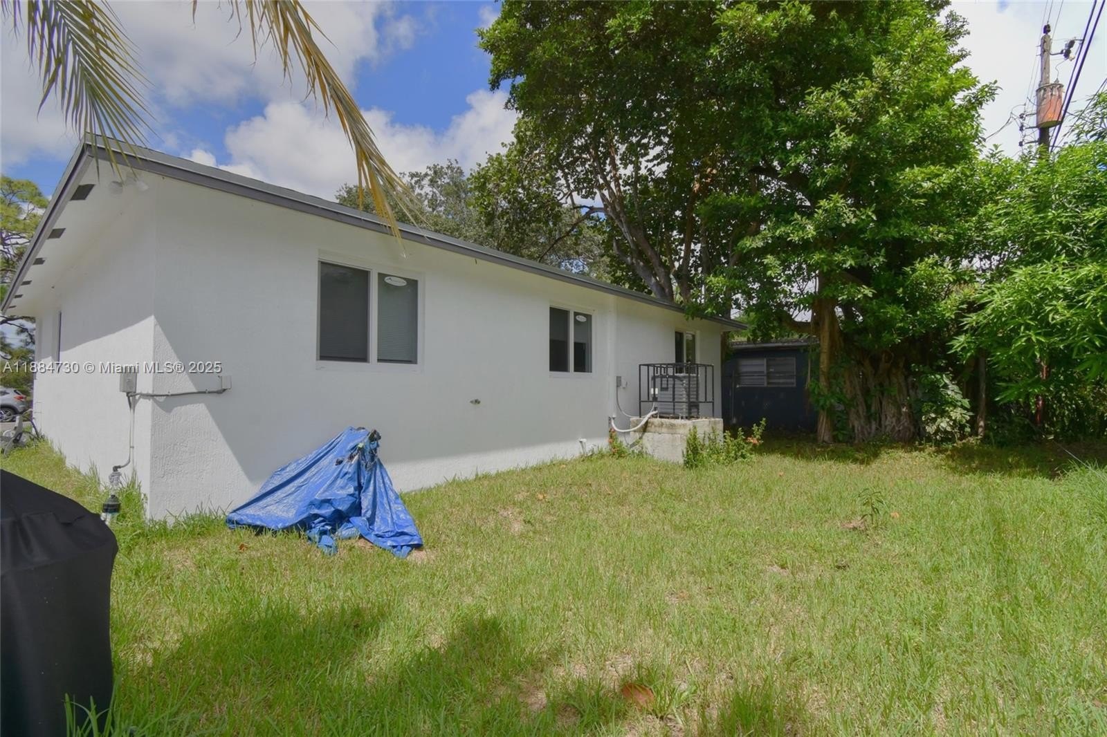 Single Family 4BR 2BA - 830 NW 19th Ter, Fort Lauderdale, FL