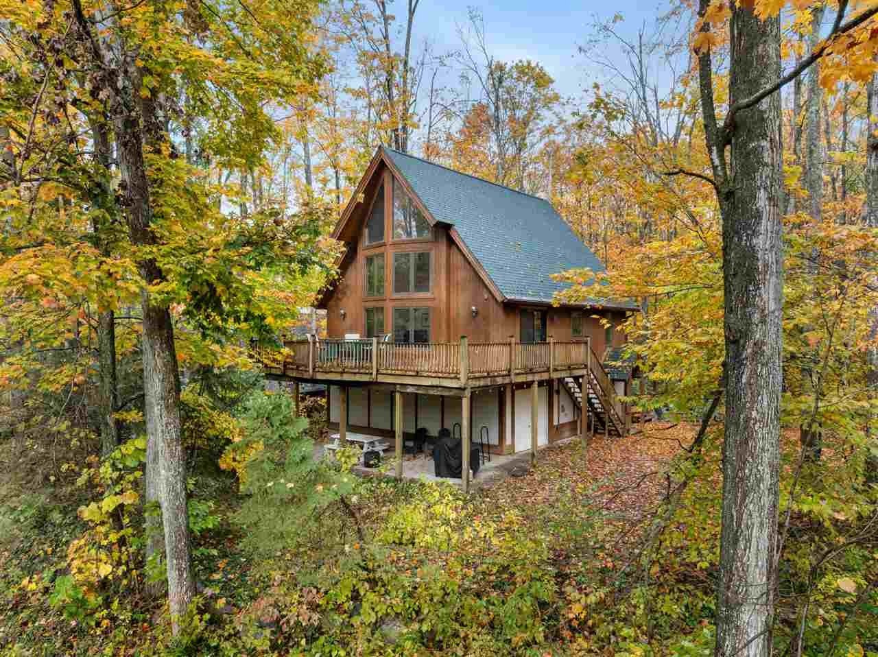 Single Family 3BR 2BA - 251 Loveland, Harbor Springs, MI