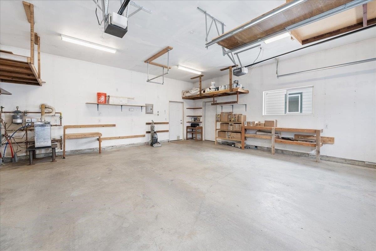 Single Family 3BR 2BA - 1023 EIGHTH AVENUE, Fairbanks, AK