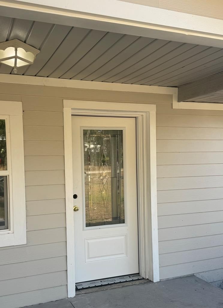 Single Family 3BR 3BA - 16690 Anna St, Cedar Key, FL
