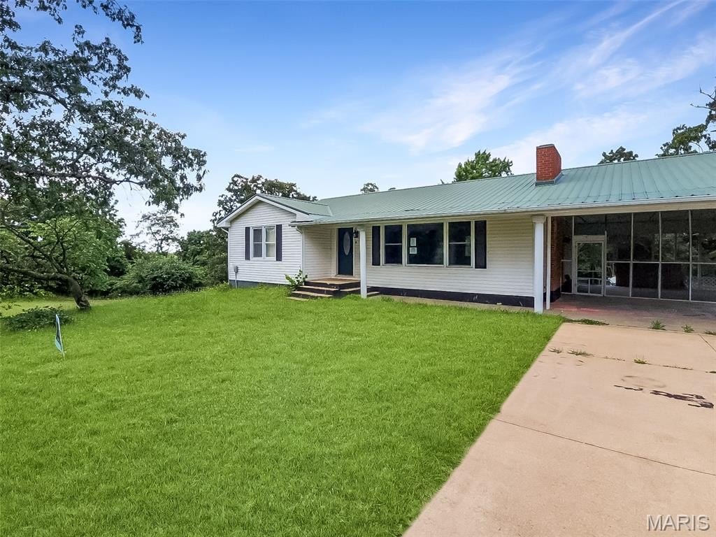 Single Family 2BR 1BA - 2253 Highway 32, Bixby, MO