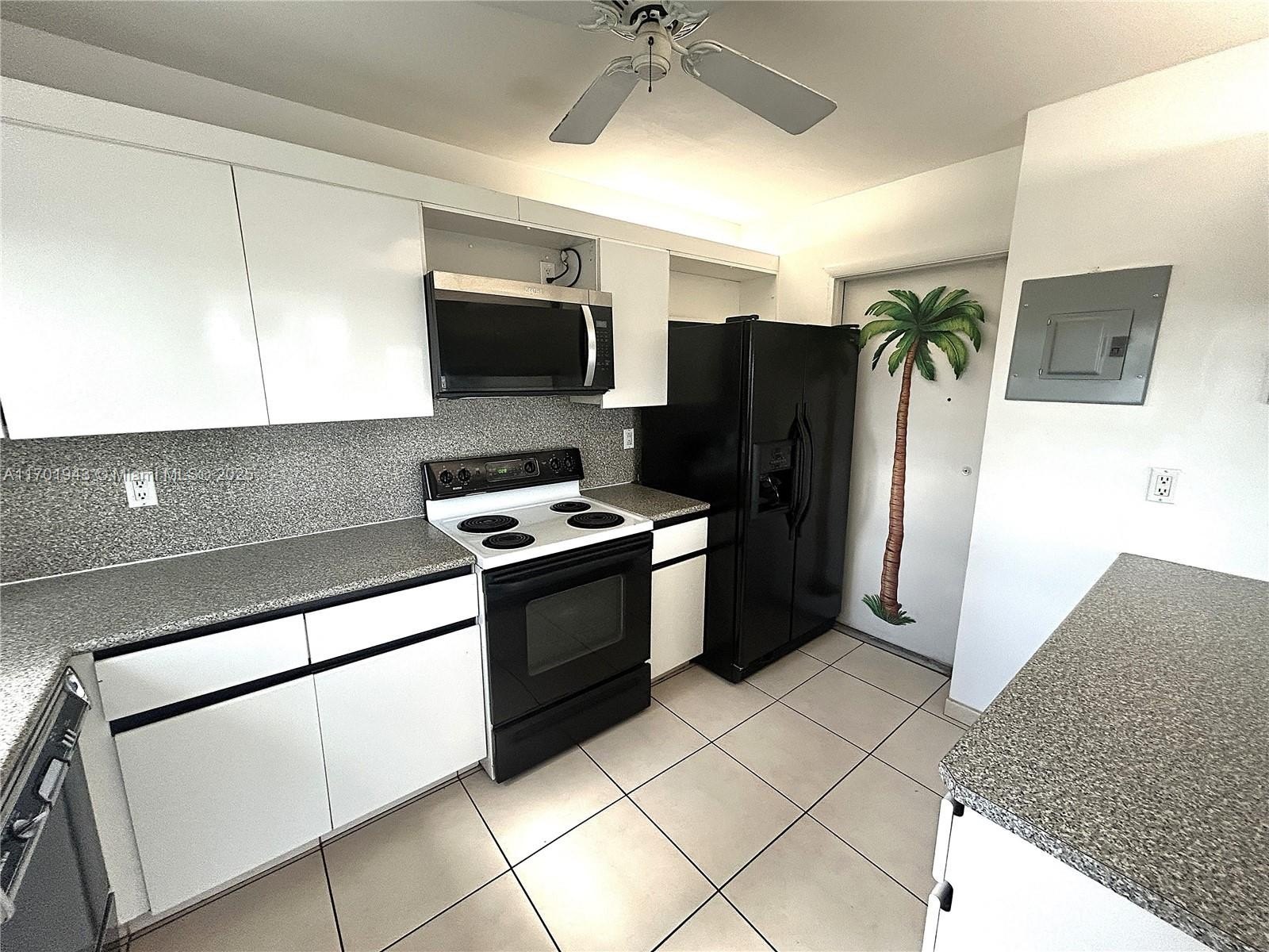 Condo 2BR 2BA - 1825 S Ocean Dr, Hallandale Beach, FL