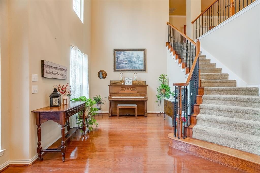 Single Family 4BR 4BA - 2952 Masters Court S, Burleson, TX