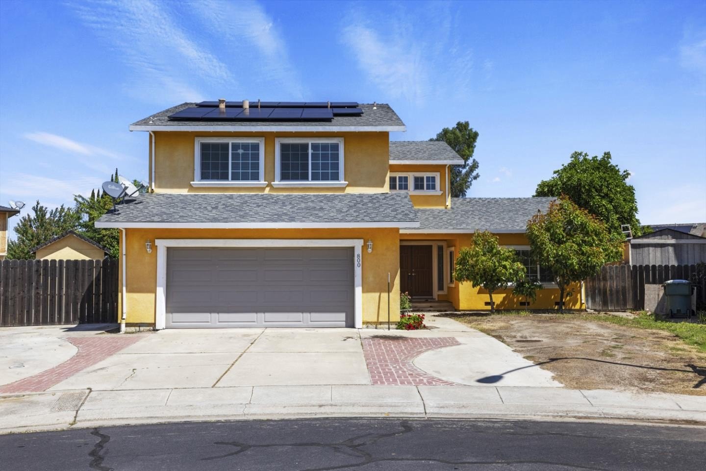 Single Family 5BR 3BA - 800 Treasure LN, MANTECA, CA