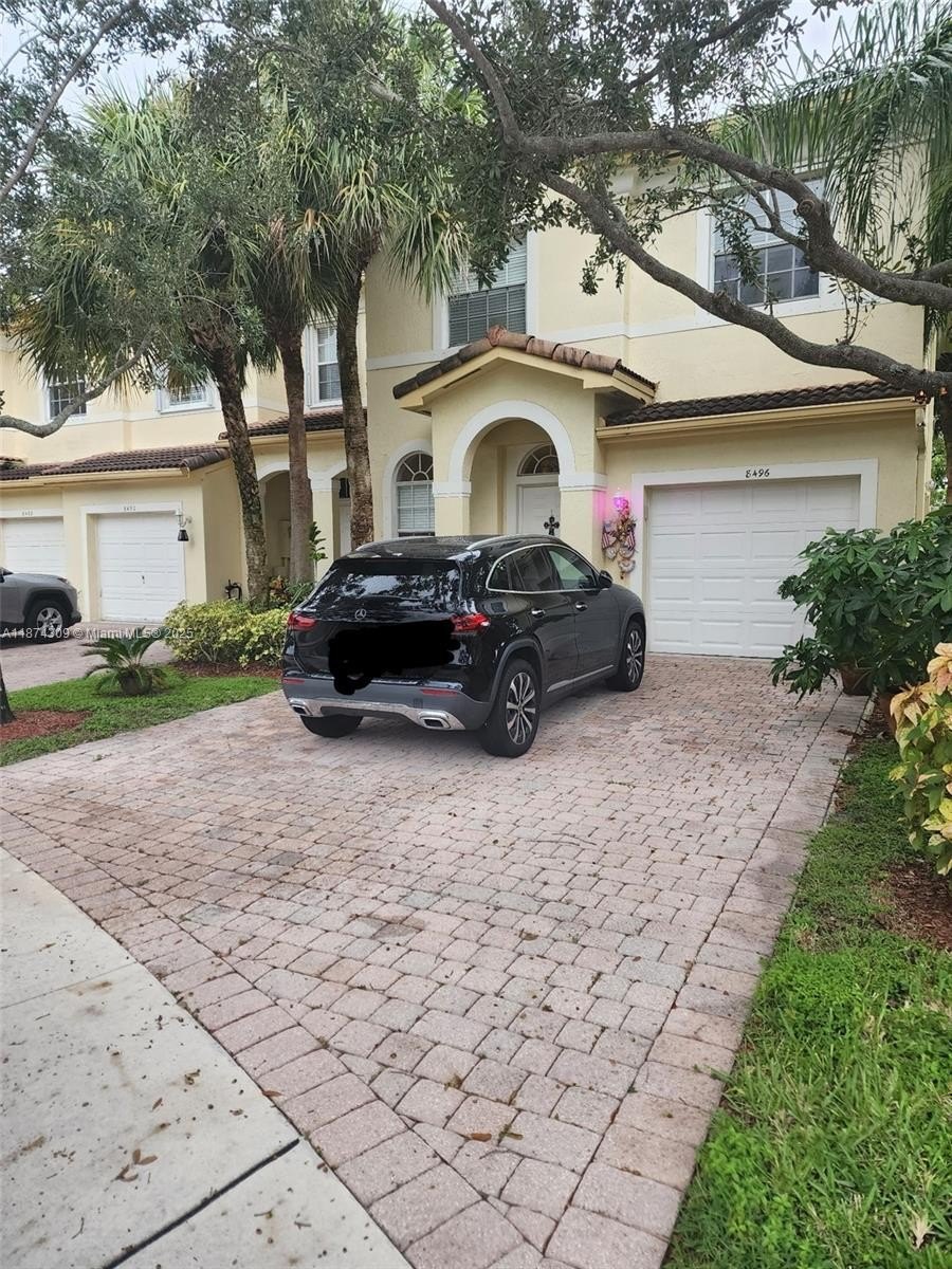 Single Family 4BR 4BA - 8496 SW 29th St, Miramar, FL